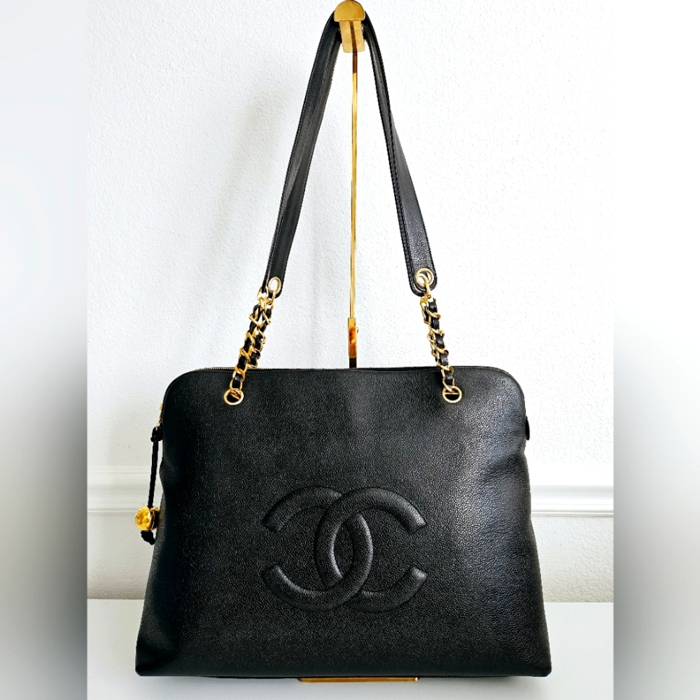 Chanel Black Caviar Large Zipped Tote